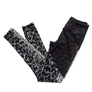 VICTORIA'S SECRET Knockout Leggings Stretch Active Yoga Work-Out Leopard Size XS